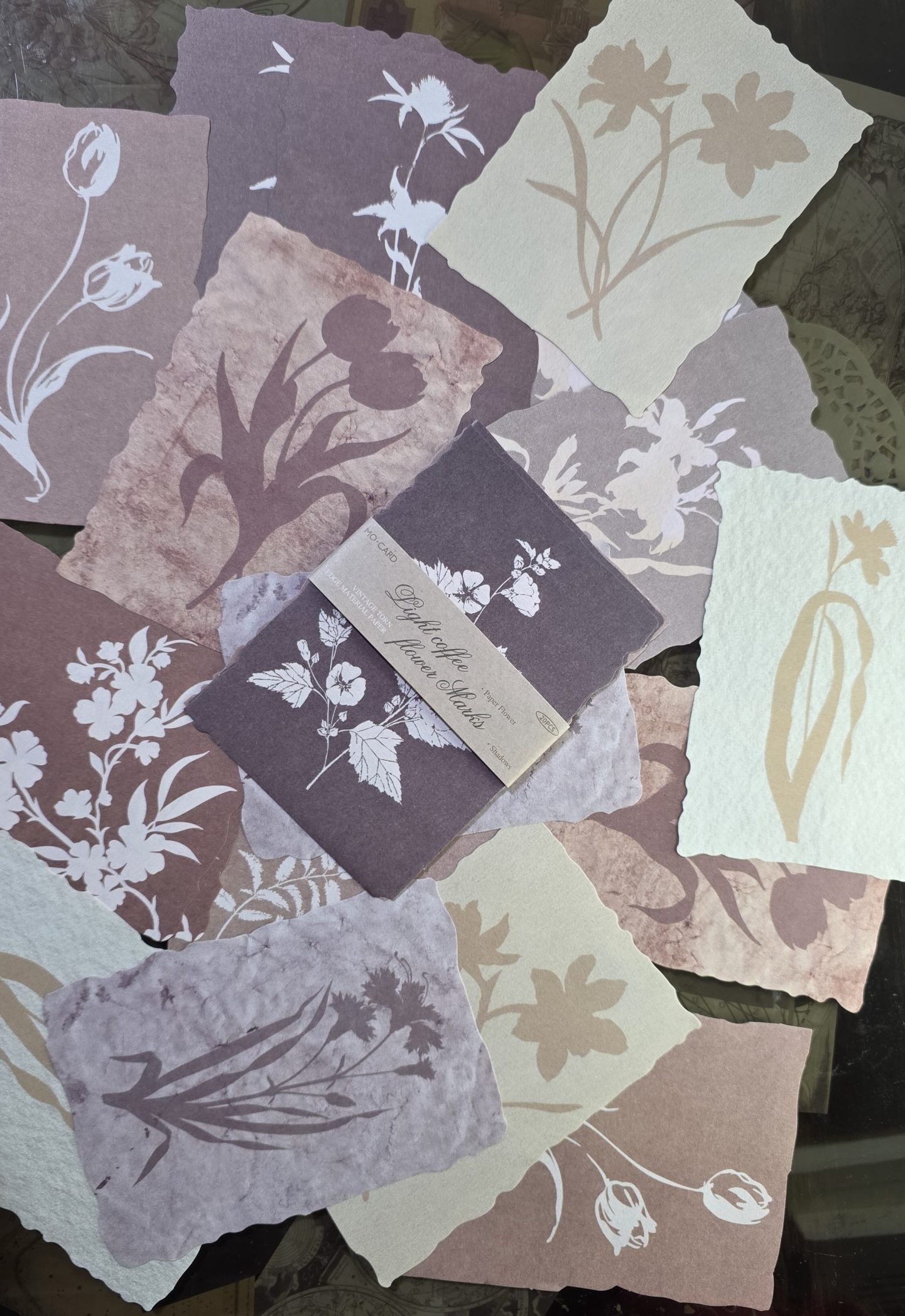 Papel decorativo Ligtht Coffee Flower Marks