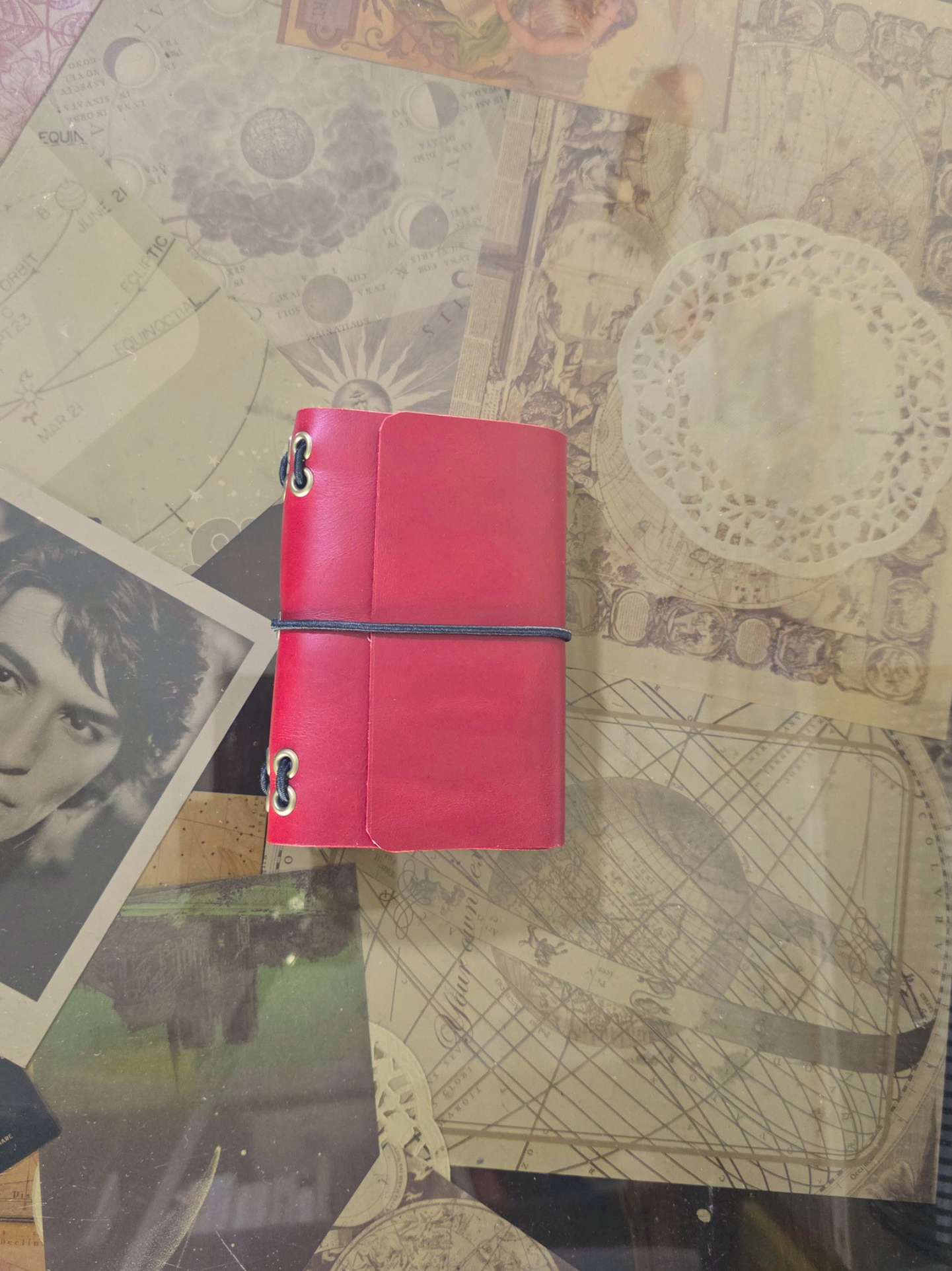 Travel Journal A7 Triple Cuero Rojo