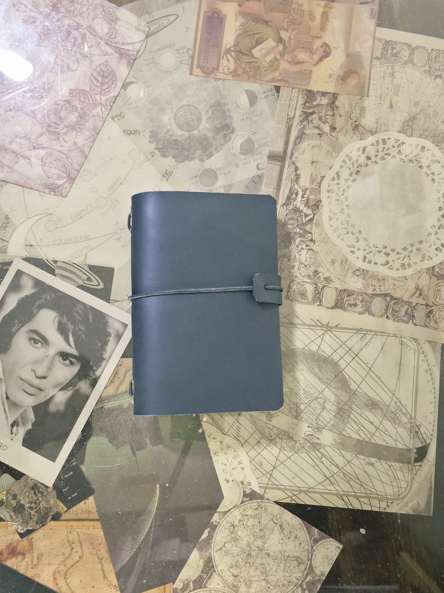 Travel Journal A6 Simple Cuero Negro