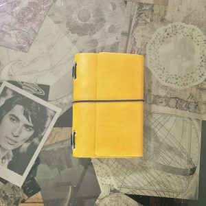 Travel Journal A6 Triple Cuero Amarillo