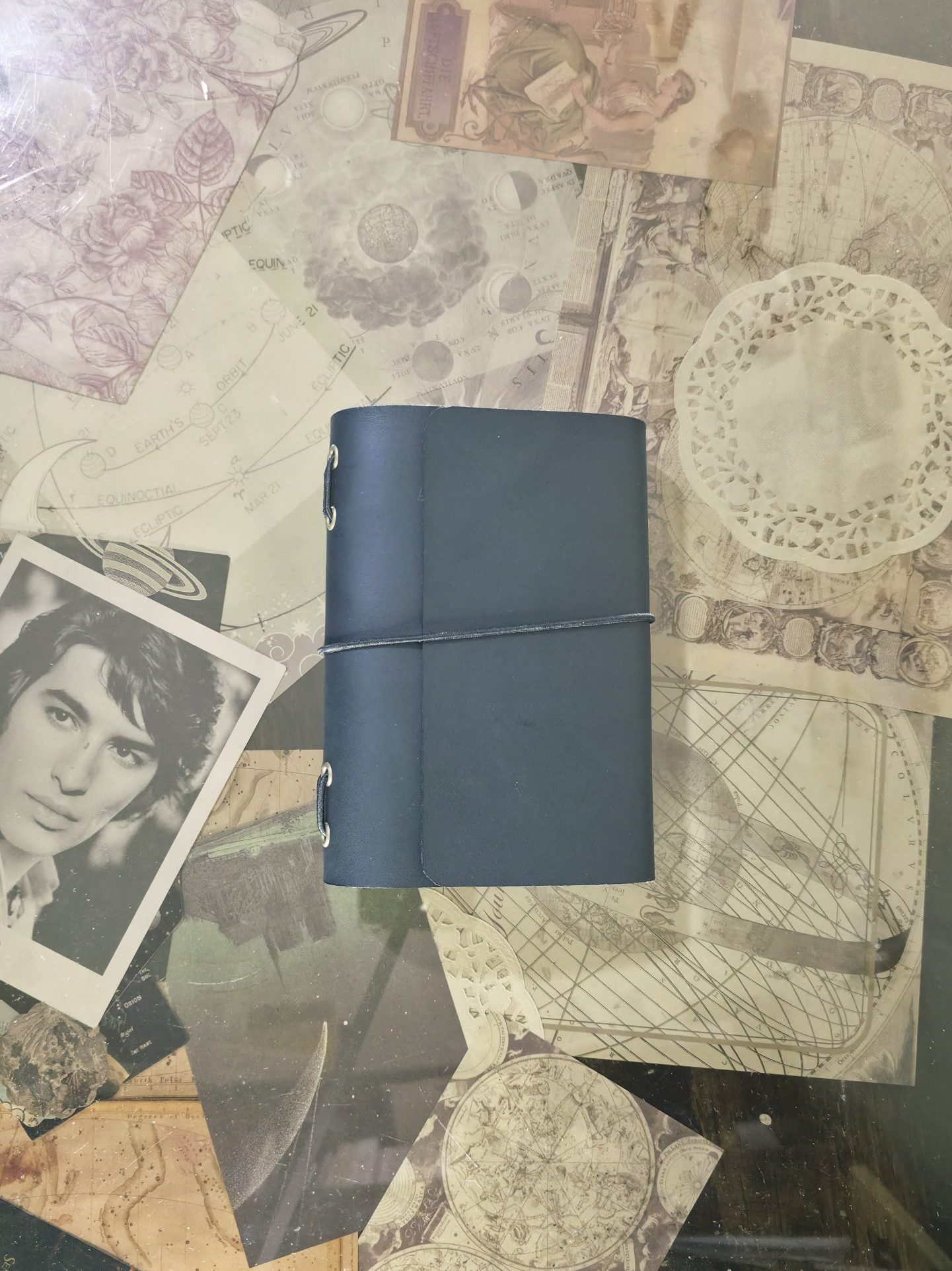 Travel Journal A6 Triple Cuero Negro