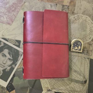 Travel Journal A5 Triple Cuero Rojo