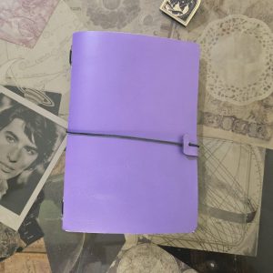 Travel Journal A5 Simple Cuero Morado