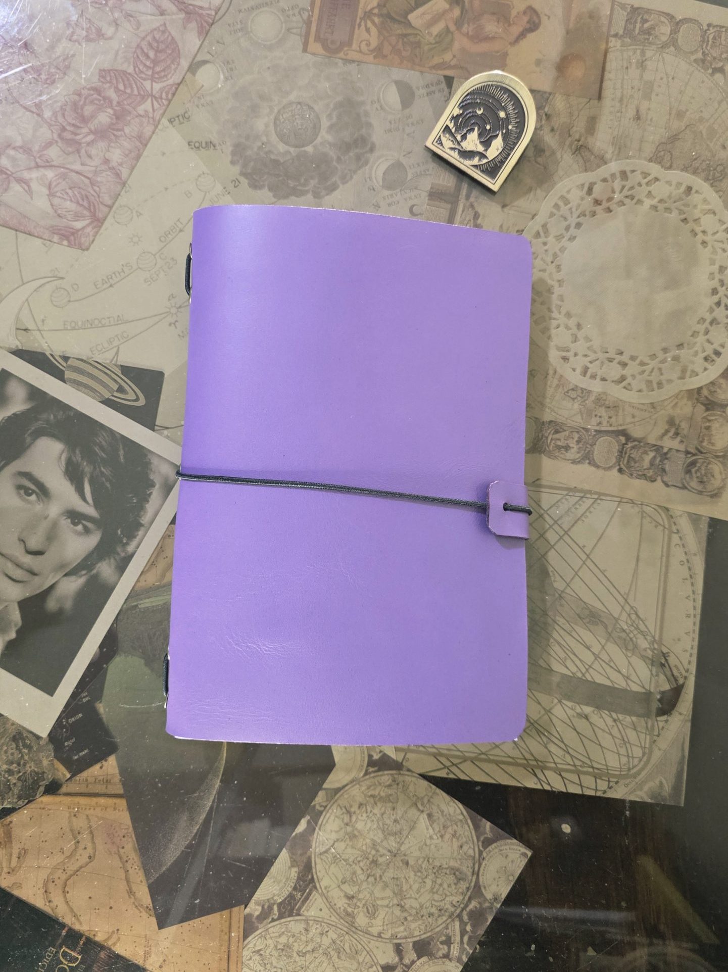 Travel Journal A5 Simple Cuero Morado